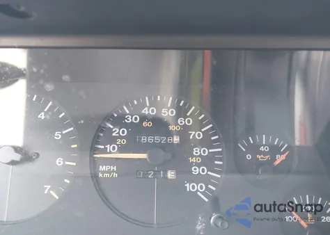 1994 Jeep Grand Cherokee Laredo from USA, damaged, VIN 1J4GZ58S4RC330351